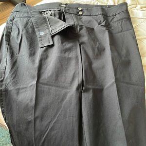 Black dress pant